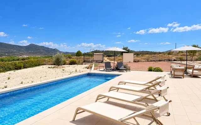 Foto: terras van Villa Solmira